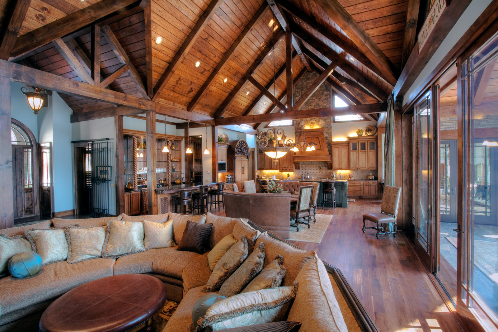 The Statuto Property · Photo 8